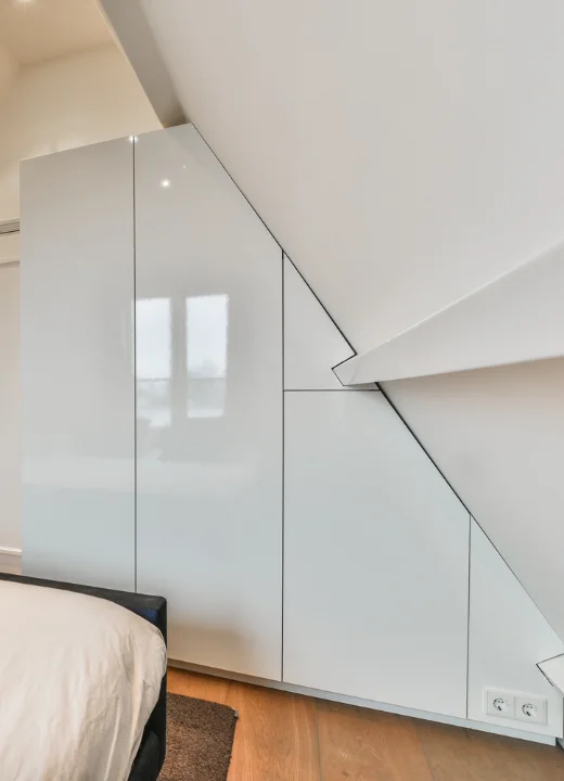 Maatkast schuine wand